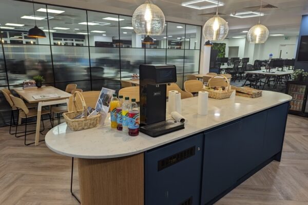 , Aménagement de bureaux de travail hybrides à Londres