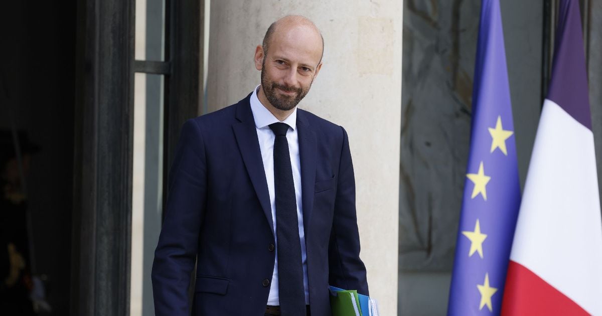 , Rémunération au « mérite » des fonctionnaires : à quoi ressemblera la réforme de Macron