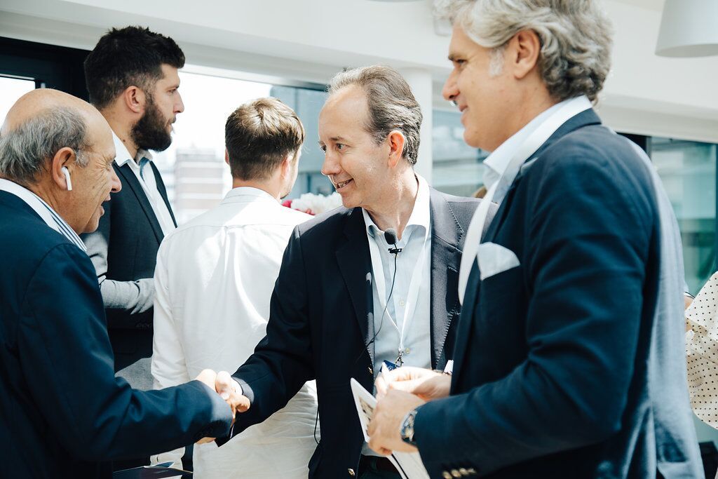 Tracer la voie du succès : le parcours d'eOffice jusqu'en 2024