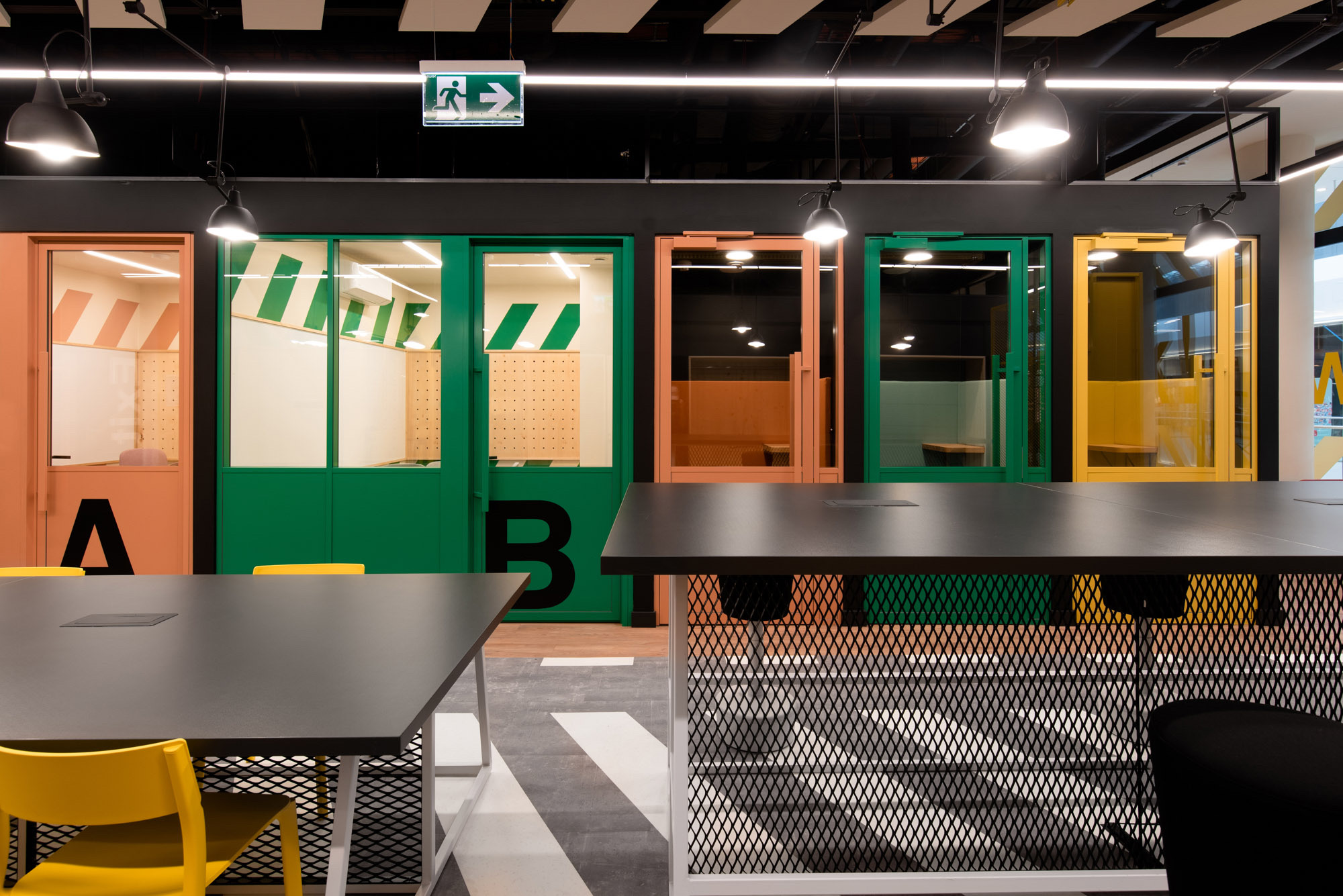 Espace collaboratif aleja-bielany-bureau-7