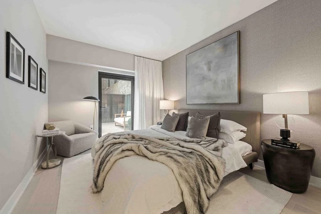 Couleurs de chambre gris relaxante dans un intérieur de Decorrilla Designer, Leanna S