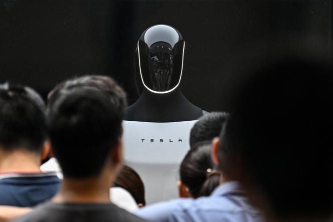 Un robot Tesla, lors de la Conférence mondiale sur l’intelligence artificielle, à Shanghaï, le 28 juillet 2025.