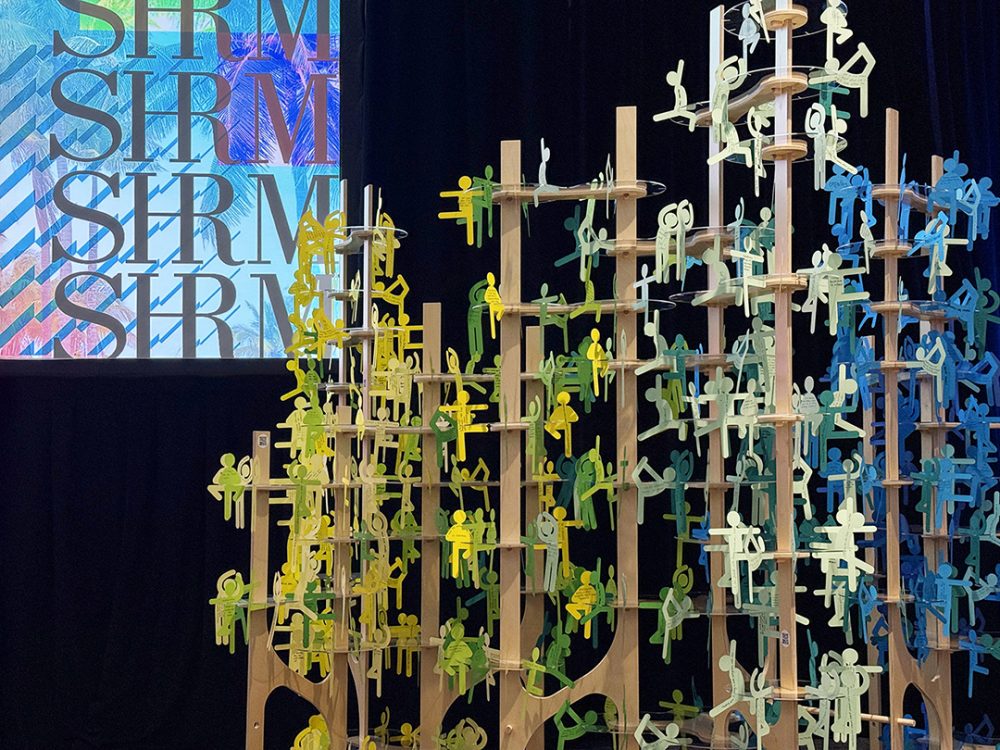 , Systèmes de sculpture d’appartenance: art participatif à la conception du lieu de travail