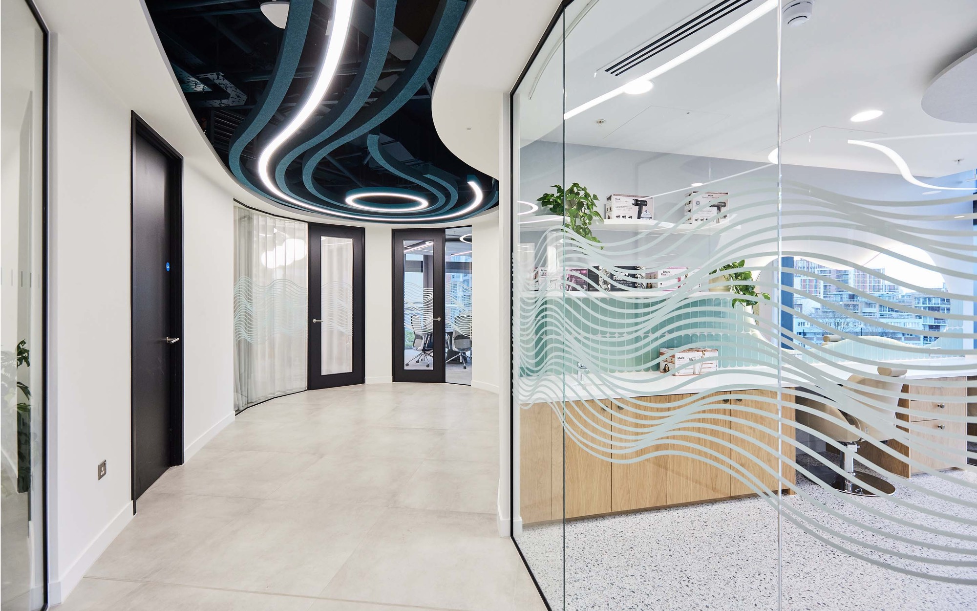 Couloir Shark-Ninja-Office-4