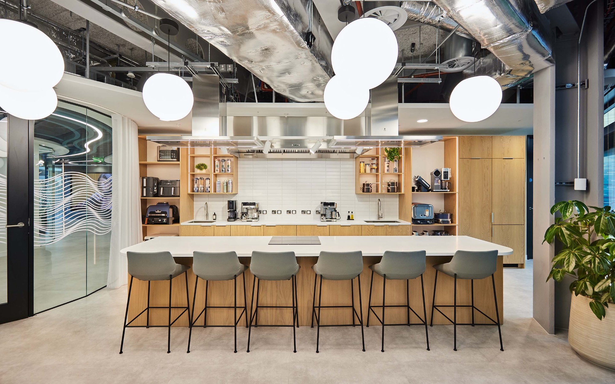 Café Shark-Ninja-Office-8