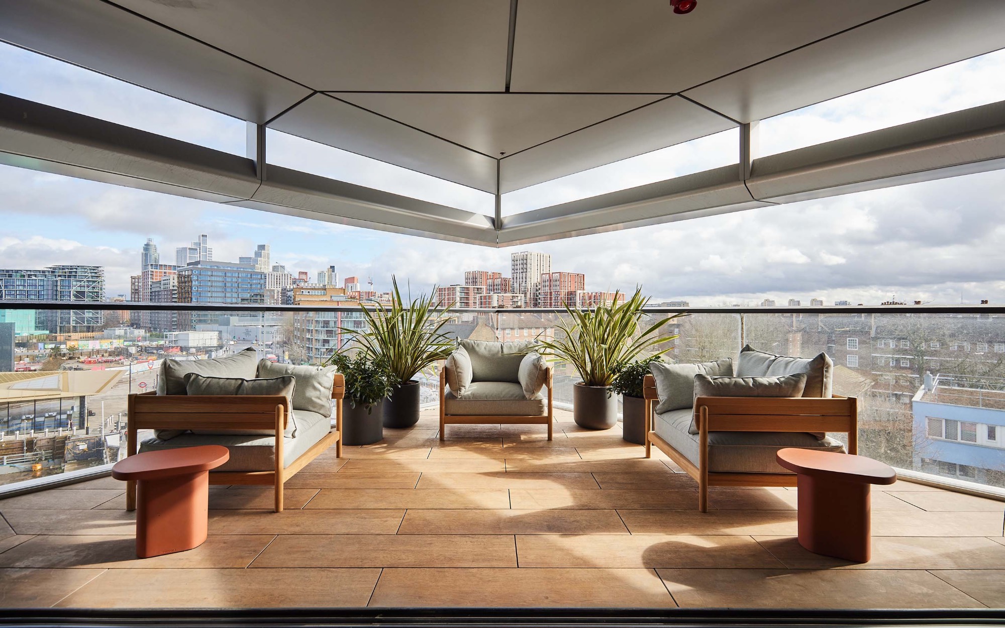 Terrasse Shark-Ninja-Office-9