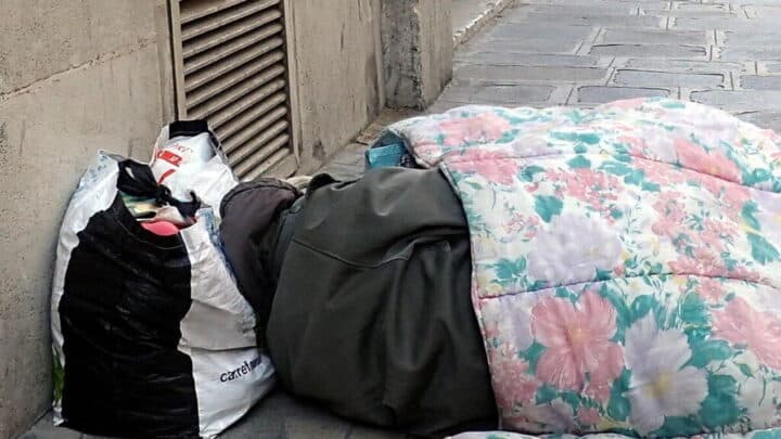 , Corbeil-Essonnes; « On dormait sous une bâche quand il est mort » : Fédor, SDF de 64 ans, vivait depuis une dizaine d’années à Corbeil