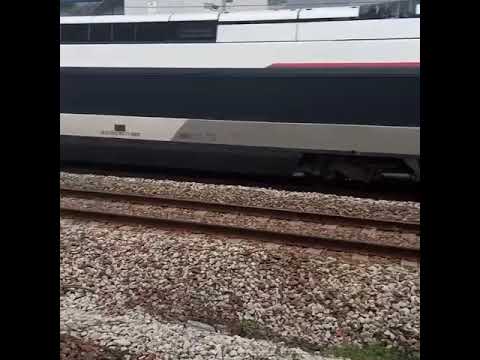 , massy tgv,Passage sans arrêt d’un TGV inouï en Gare de Massy TGV